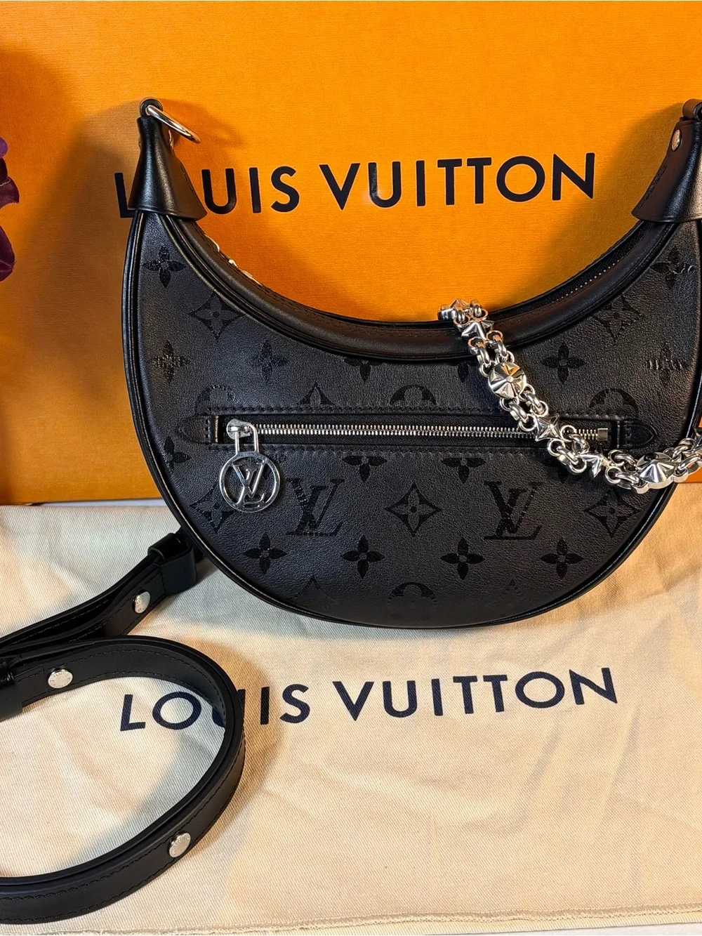 Louis Vuitton excellent chain